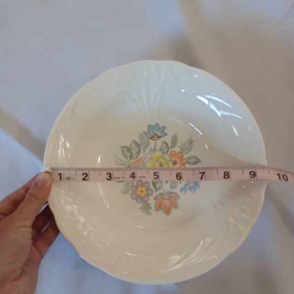 Crown Potteries Co. Vintage Serving Bowl Dish Made In USA 653 Floral Bouquet - Picture 6 of 7